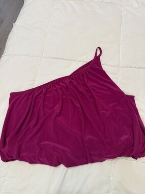 Express One-Shoulder Magenta Tank Top large